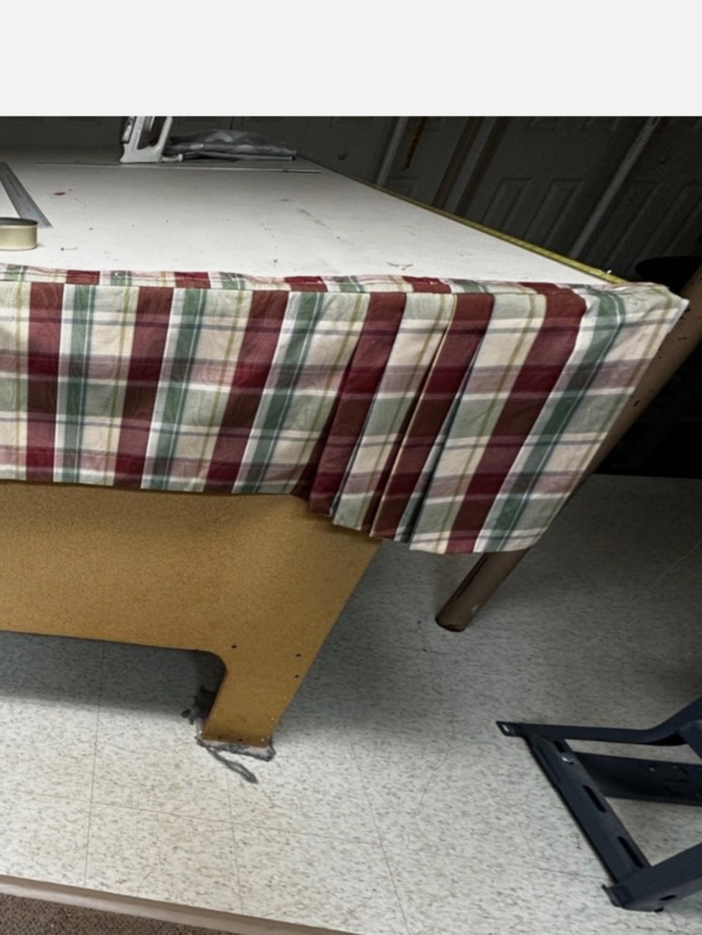 Valance - Picture 2 of 3